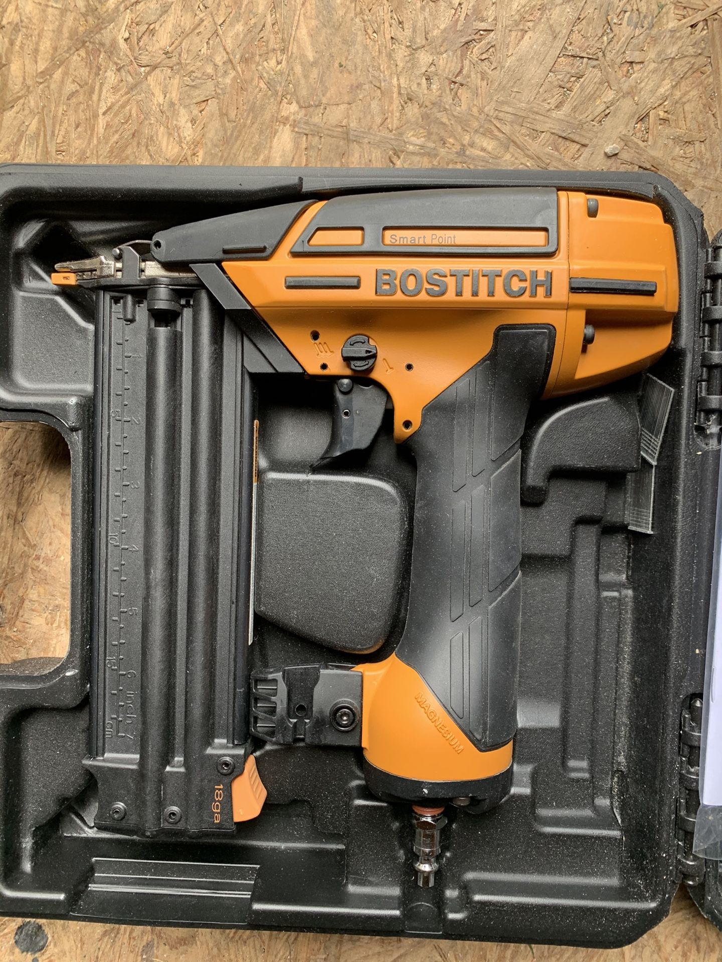 18” GA BRAD NAIL TRIM GUN