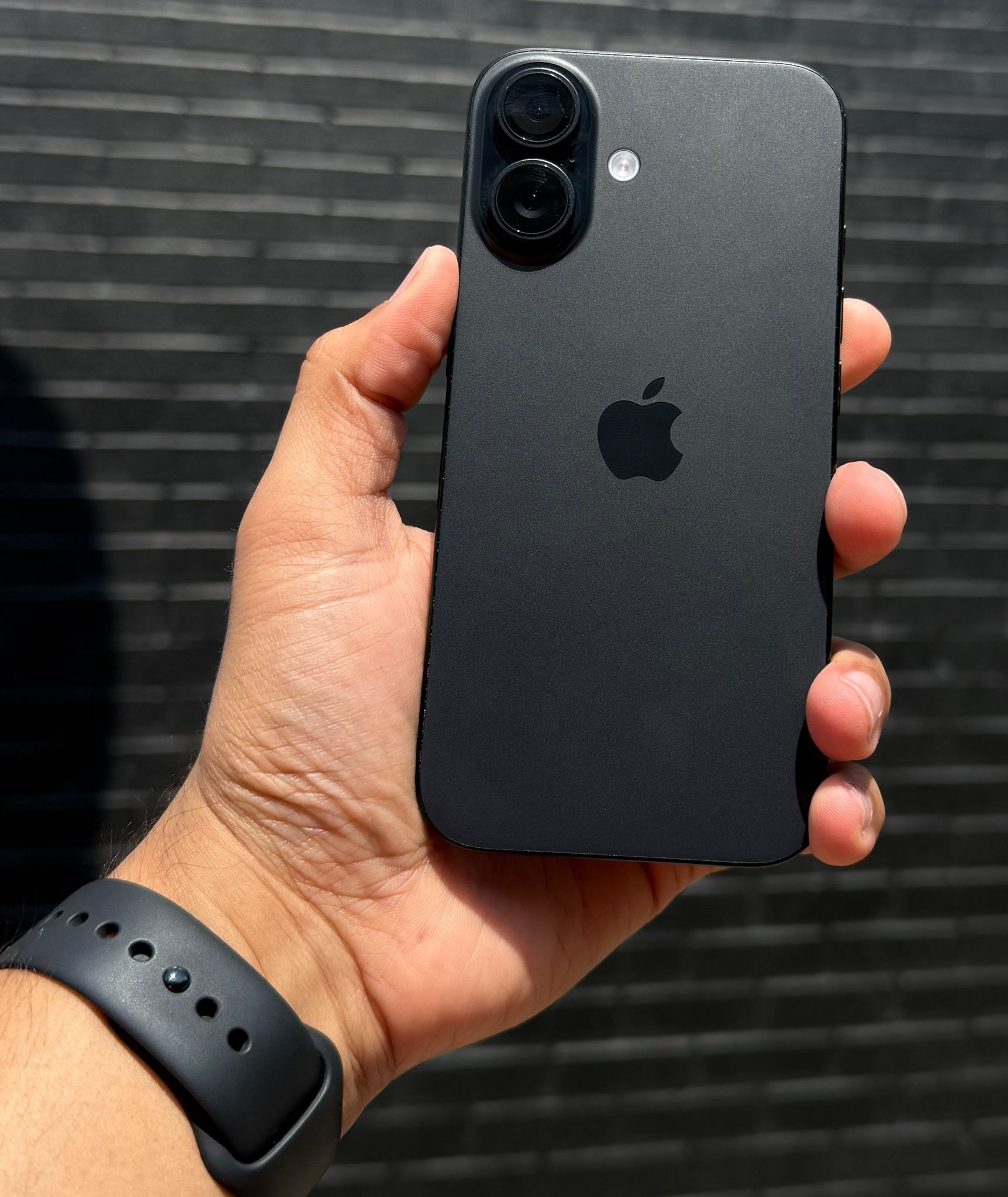 iPhone 16 128GB unlocked
