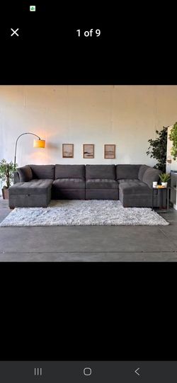 FREE Delivery 6PC Gray Modular Sectional with Storage Ottoman!