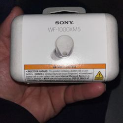 Sony WF-1000XM5 Earbuds In White