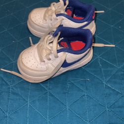 Baby Nikes 5C
