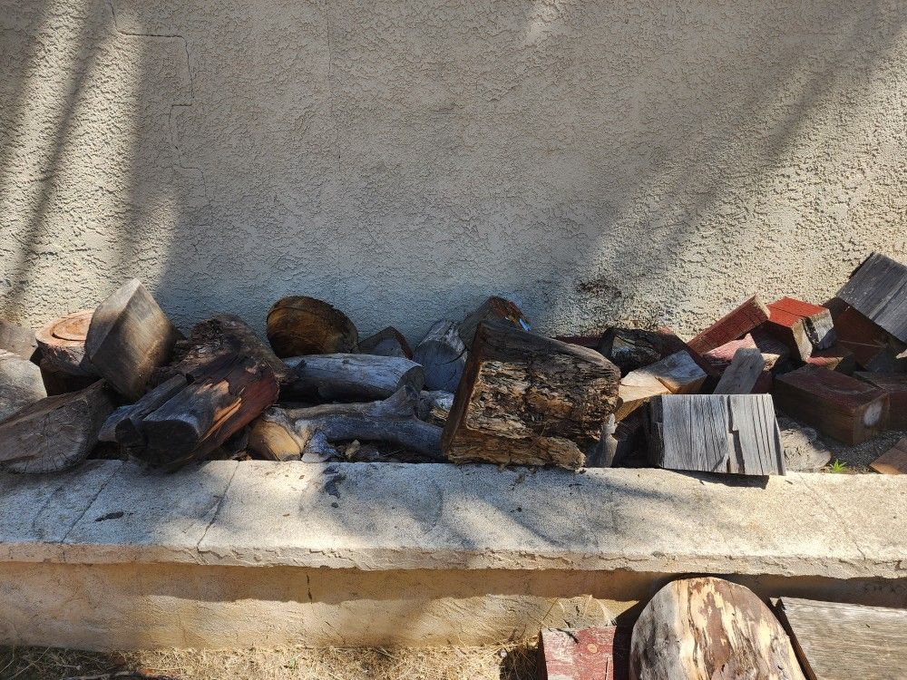 Dry Fire Wood. Free.
