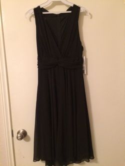 Black V neck medium