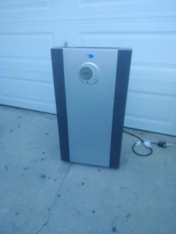 Whynter Air Conditioner model  10 AC 115V60Hz  Whynter 9.456  Doe BTU  Portable Ain Conditioner  Cools 500Squ FT  with Drhumidi fier c with  Remote an
