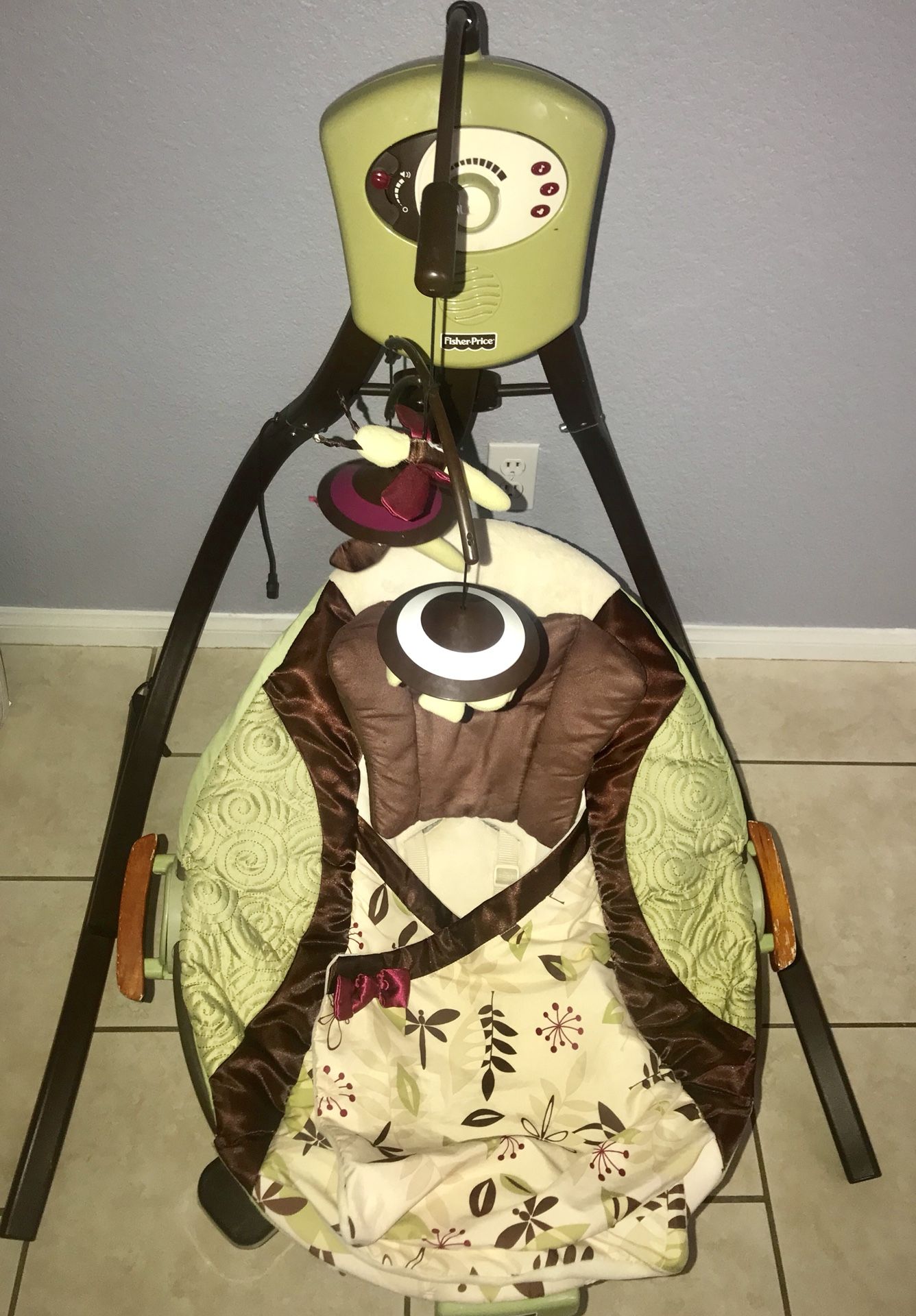 Fisher-Price Zen Collection Cradle Swing