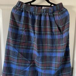Women’s Medium Size 11 12 Blue Plaid A Line Skirt Side Pocket