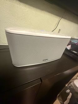 RIVA Bluetooth speaker