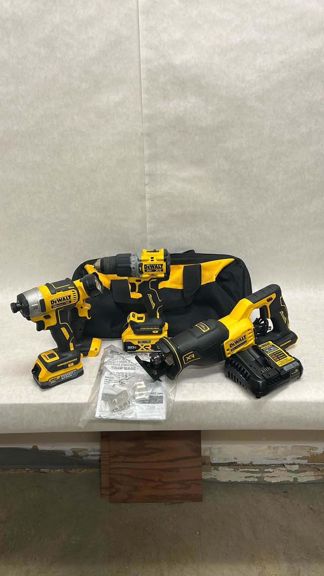 Dewalt four piece tool set impact drill driver saw all light 5AH battery and power stack battery excellent condition kit