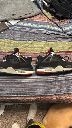 Jordan 4 Bred