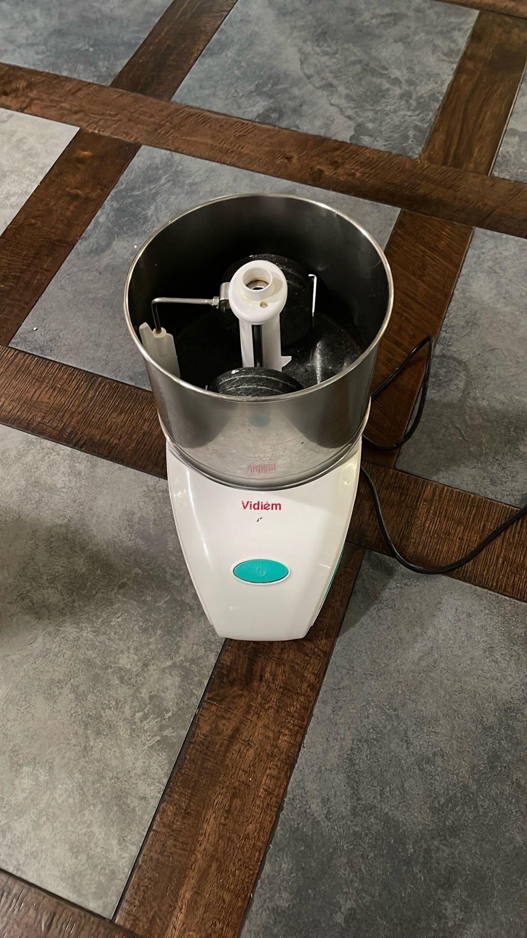 Indian Mixer Grinder - Vidiem Jewel Top 2L