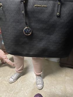 Michael Kors tote