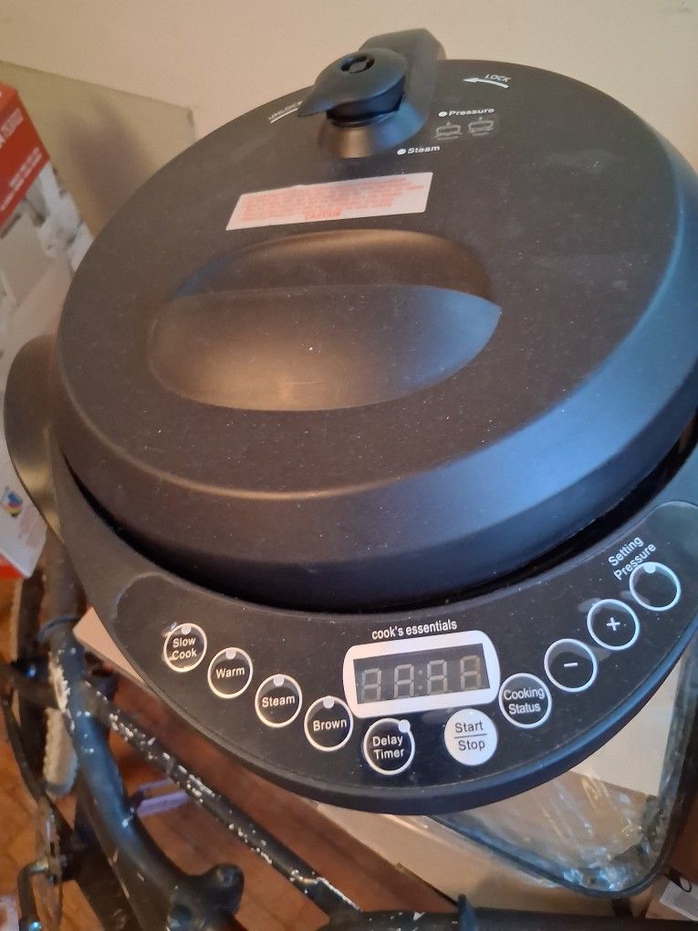 New Preasure Cooker New