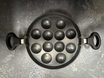 Cast Iron 12 Hole Takoyaki