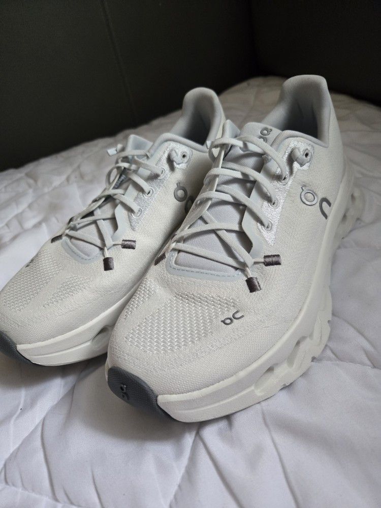 Oncloud Cloudtilt Women's Size 7 / Men's Size 5.5