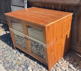 TV Stand FREE!