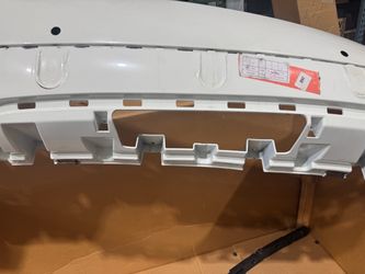 2017 Maserati levantes rear bumper cover