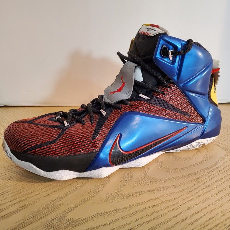 Nike Men s Size 12 LeBron 12 SE What The 2015 Basketball Shoes 802193 909 for Sale in Chicago IL OfferUp