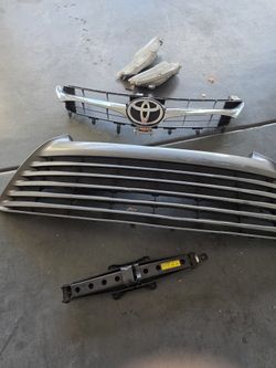 2016 Toyota Camry Front Grill,fog Light,chrome,Jack