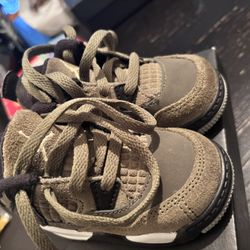 Gently Used Jordan Retros 