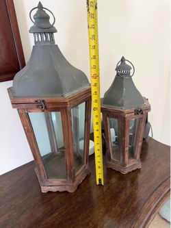 2 Lanterns