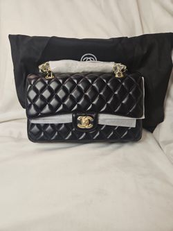 Amazing Classic Flap Bag