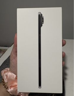 New iPhone Air 1TB or 256GB Space Black Unlocked I can come to you