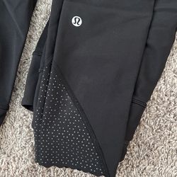 Lululemon Size 0/2 (XS/SMALL) Leggings for Sale in Laguna Niguel, CA -  OfferUp