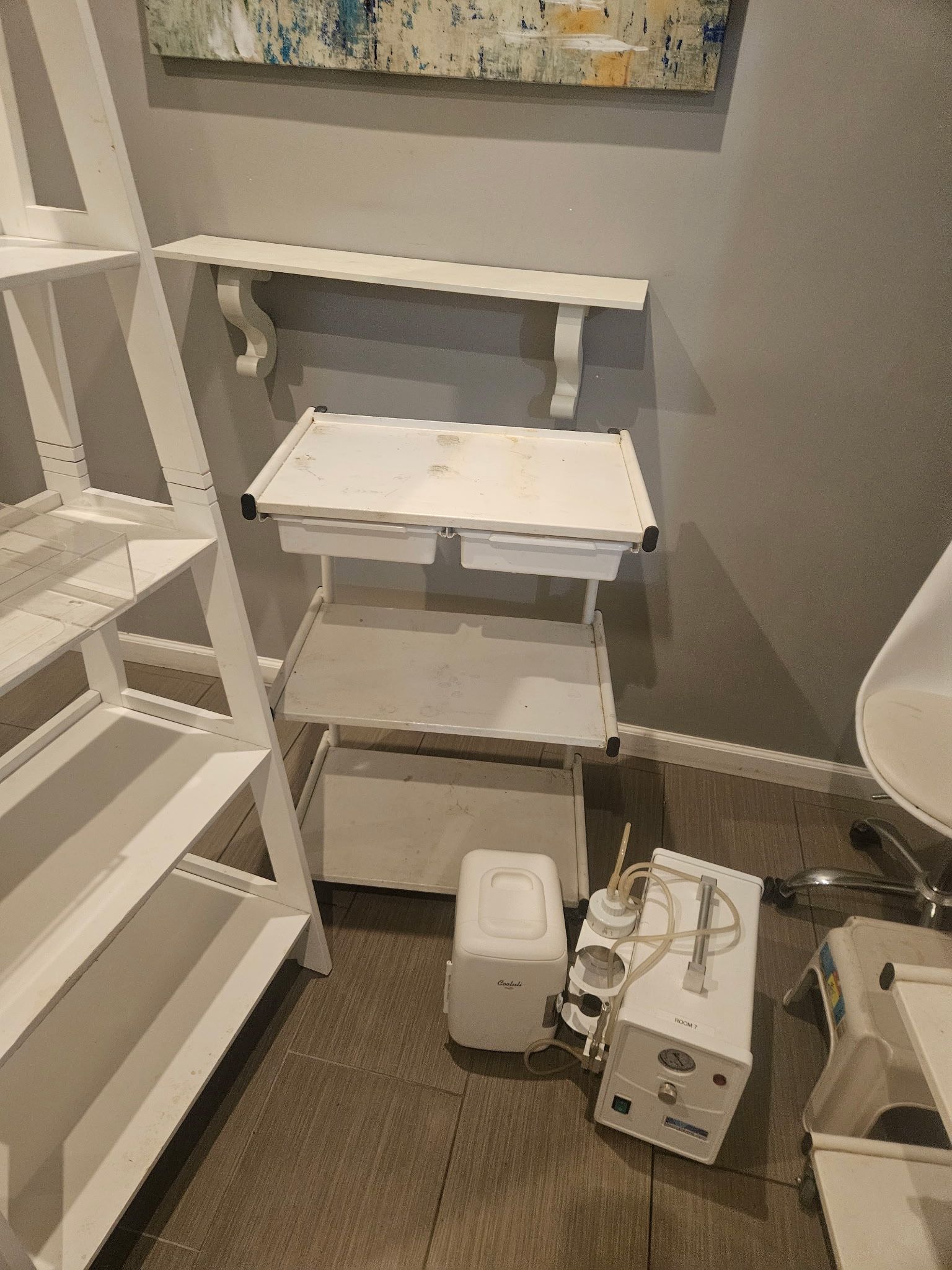 Free spa Equipment And Shelving 