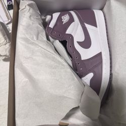 Air Jordan 1 Retro High Og Mauve Mens 8.5