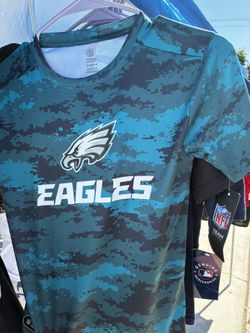 Size Small Eagles Shirt