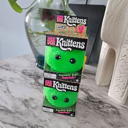 Nee Doh Knittens Squish Toys – 2 Pack