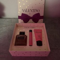 Valentino Perfume 