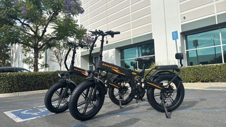 Folding electric bicycle