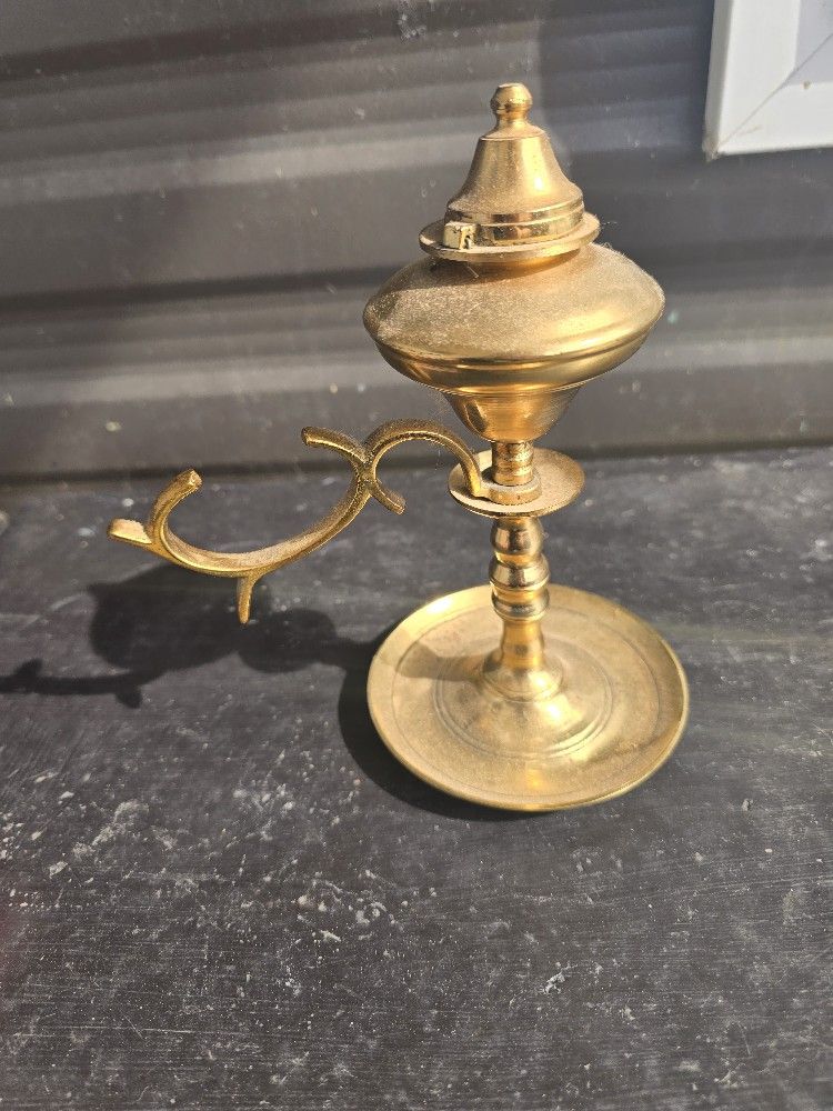 Brass whale oil lamp