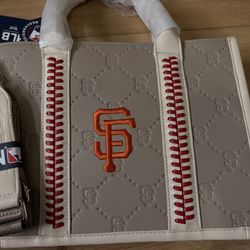 MLB San Francisco Giants Team Whipstitch Tote/Crossbody bag.