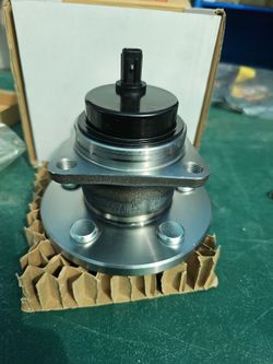 19-22 Toyota Hub assembly  bearing assembly