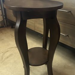 End table 