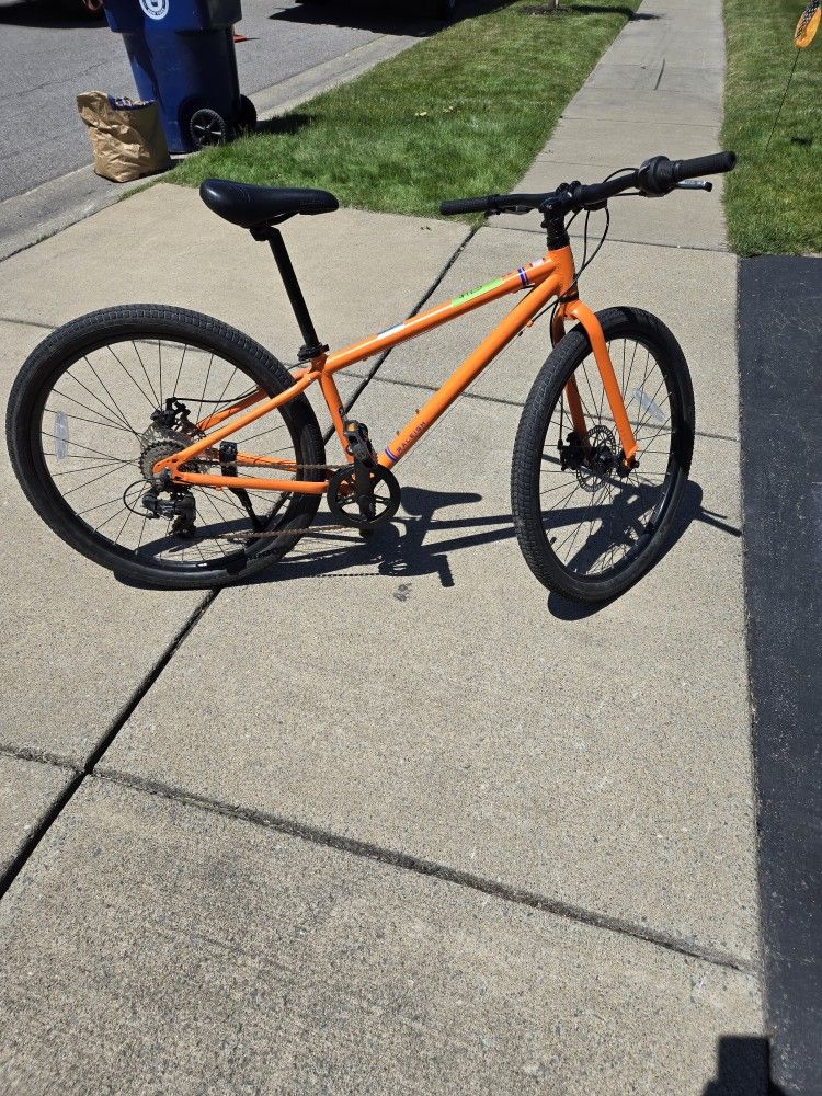 Raleigh 26" Mountain Bike - Orange