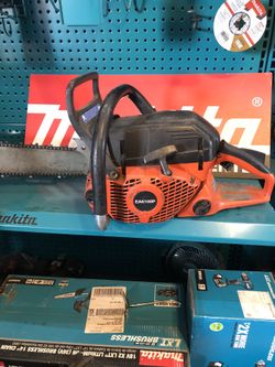 24” MAKITA chainsaw 