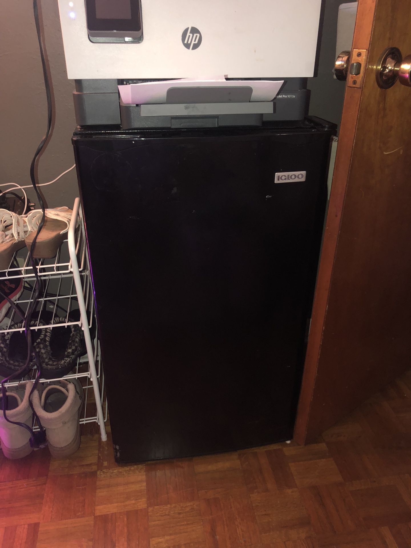 Igloo Mini Fridge