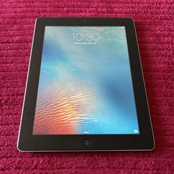 Apple iPad 16GB A1395 in excellent condition.  $35