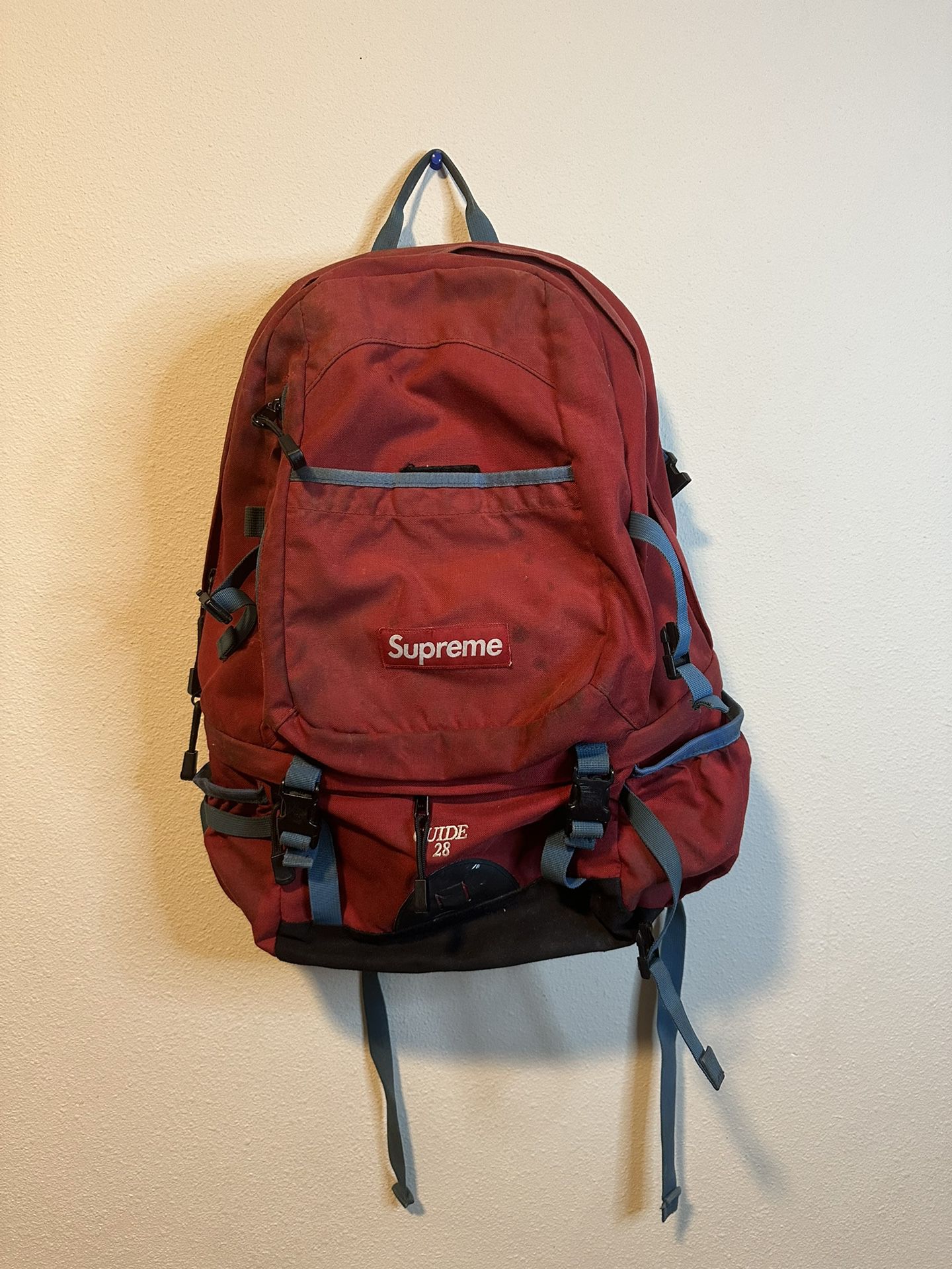 SS10 Supreme Guide 28 Red/Teal Backpack