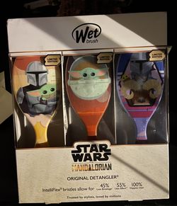 Limited Edition Star Wars Baby Yoda Wet Hair Brush Set