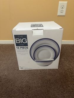 Unopened dish set
