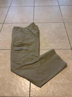 MEN WRANGLER FLAT FRONT RELAXED FIT SIZE 40 X 32