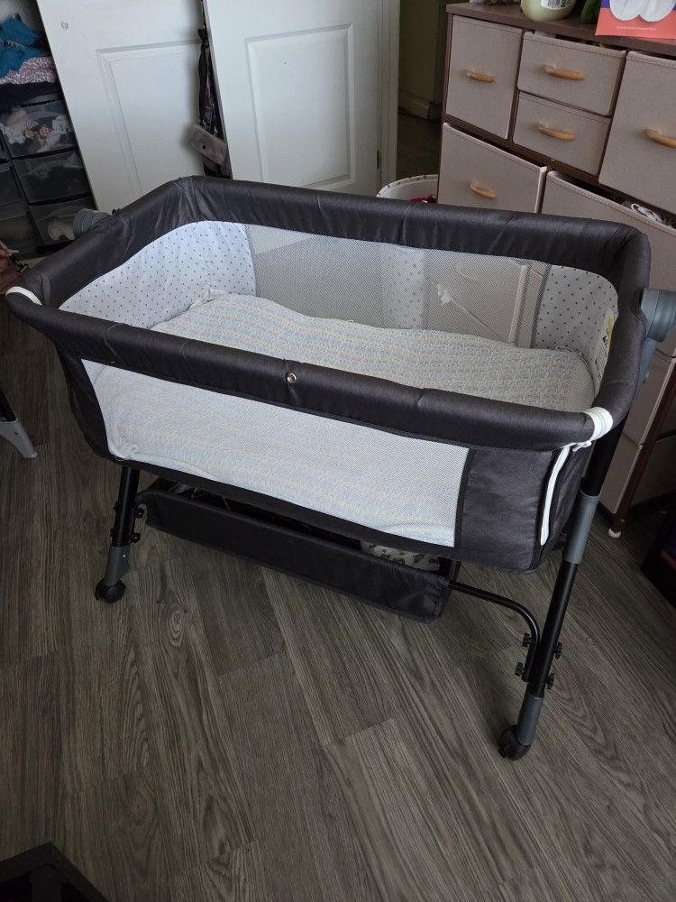 Newborn Bassinet