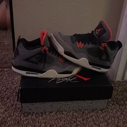 Jordan 4 Infrared