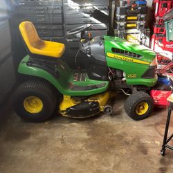John Deere la 120 automatic Riding lawn mower