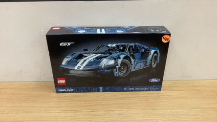 LEGO TECHNIC 42154 FORD GT.