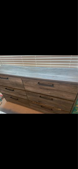 Grey finish dresser w/ mirror